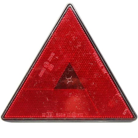 Reflector de remolque triangular rojo con tornillos - 162 x 142 mm | NewgardenAgri.com